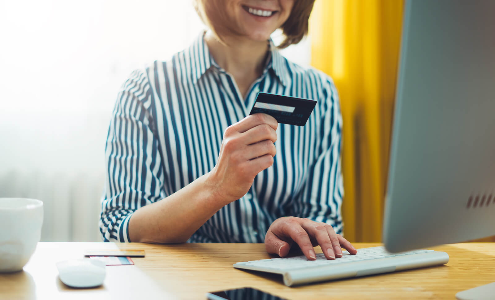 Virtuális bankkártyák: Biztonságosabb online vásárlás