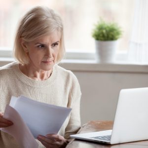 Személyi kölcsön és KHR lista: hogyan befolyásolja az esélyeinket?