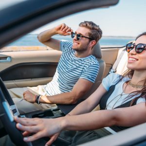 Autóbérlés nyaralás alatt: amit tudnod kell a bérautó biztosításokról