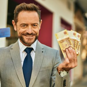 A fizetési rendszerek jövője: Azonnali utalás, QR-kódos fizetés és a készpénz vége?
