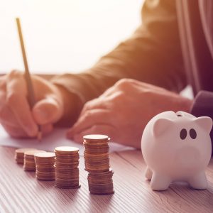 Hogyan készülj fel a gazdasági válságra 2025-ben? Pénzügyi stratégiák