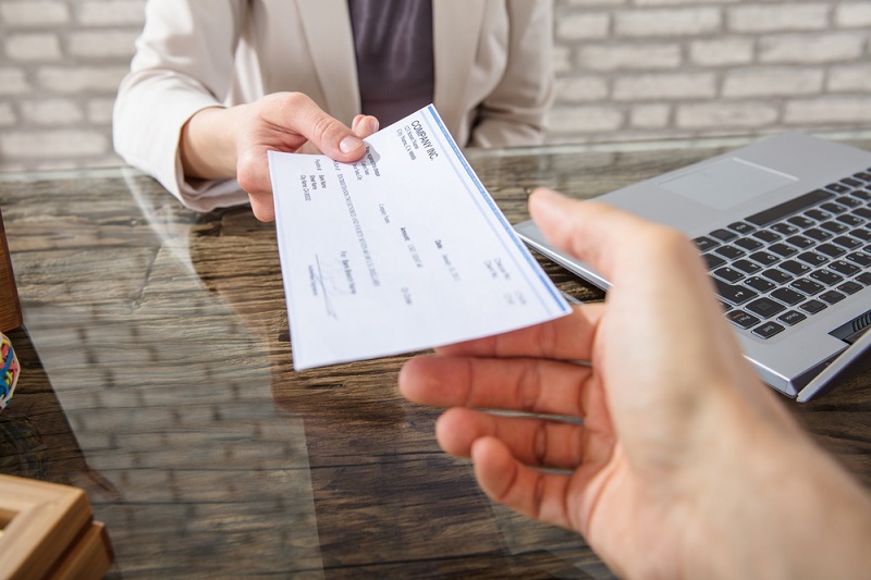 Minimálbér-emelés: mit jelent hitelfelvételkor?