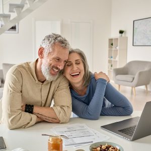 Online biztosításkötés: Mikor érdemes, és mire figyelj?