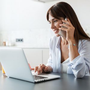 Online hiteligénylés előnyei és buktatói